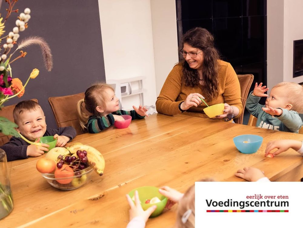 Bianca samen met kinderen van Het Kinderparadijs